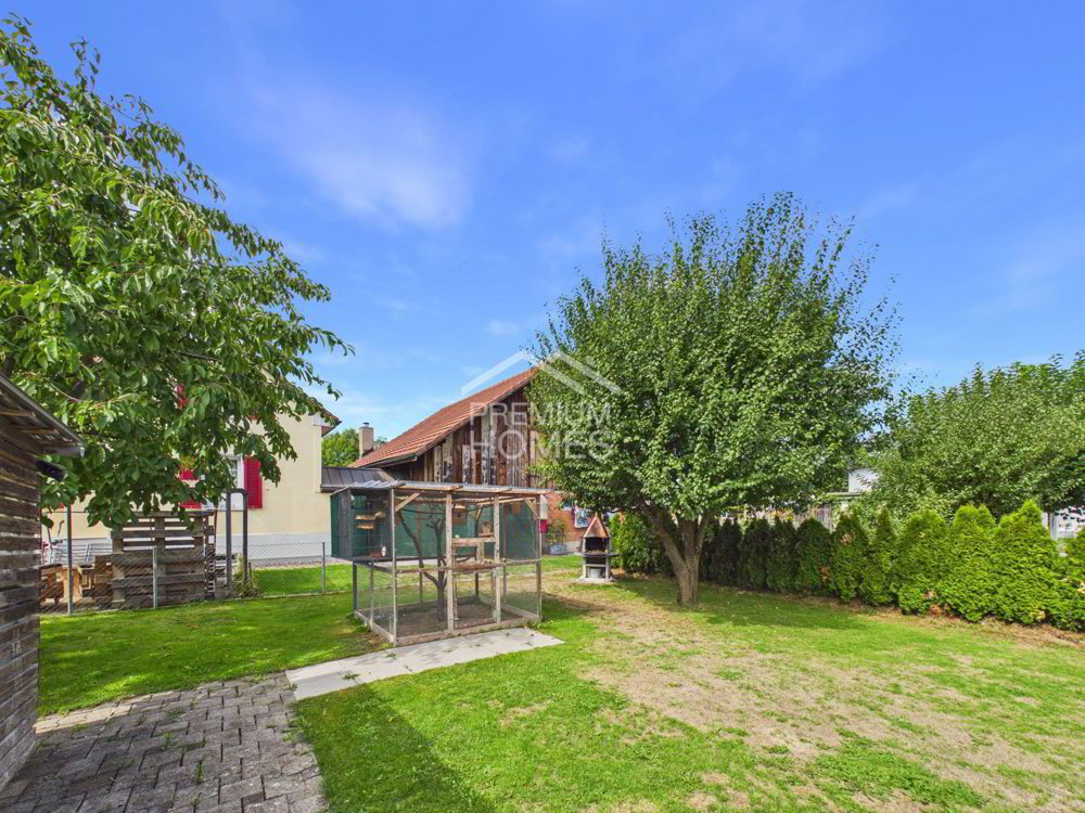 12 rooms House to buy in Sulgen - image 1/11