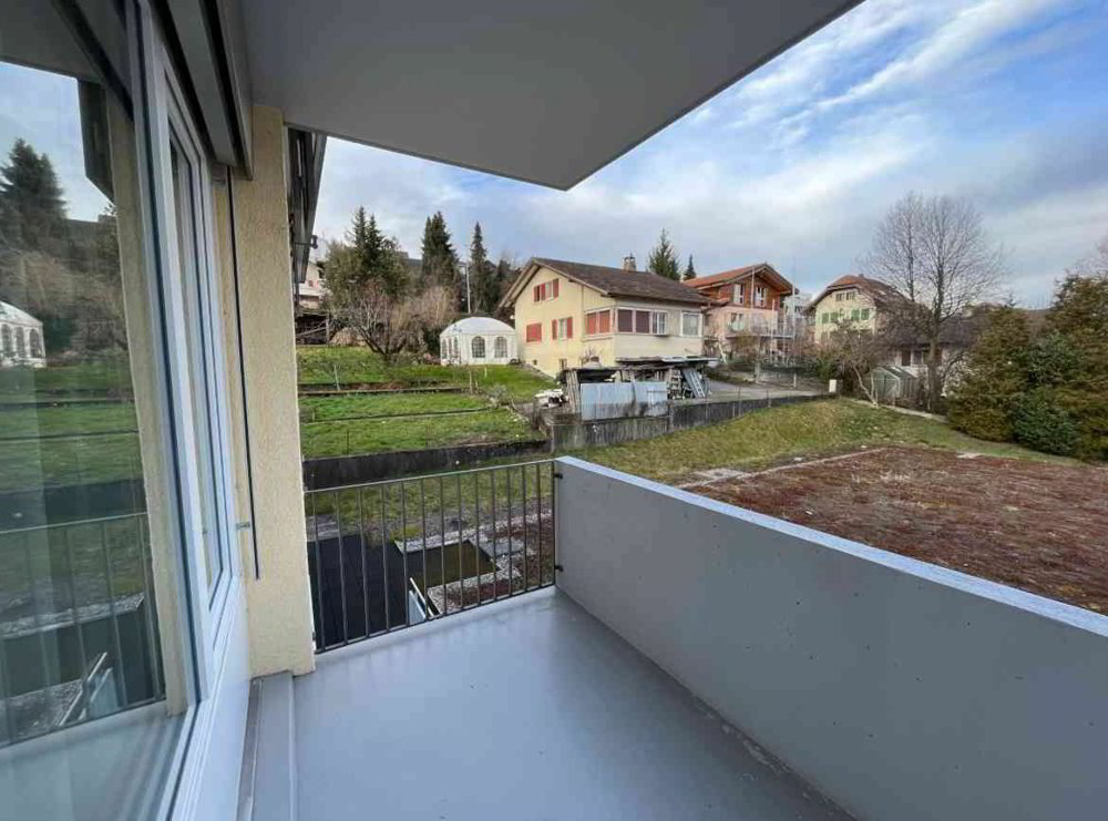 3 rooms Apartment for rent in Einigen - image 1/9