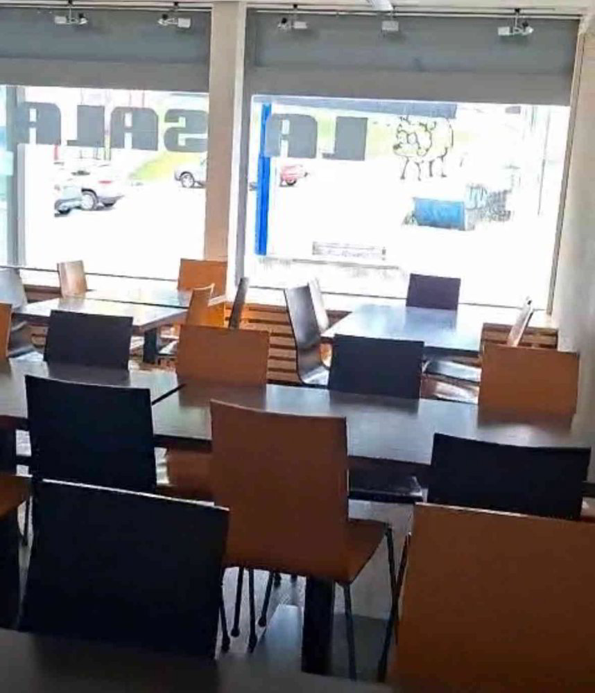 Ufficio & Commercio di 1 locali in affitto a Trun - immagine 1/1