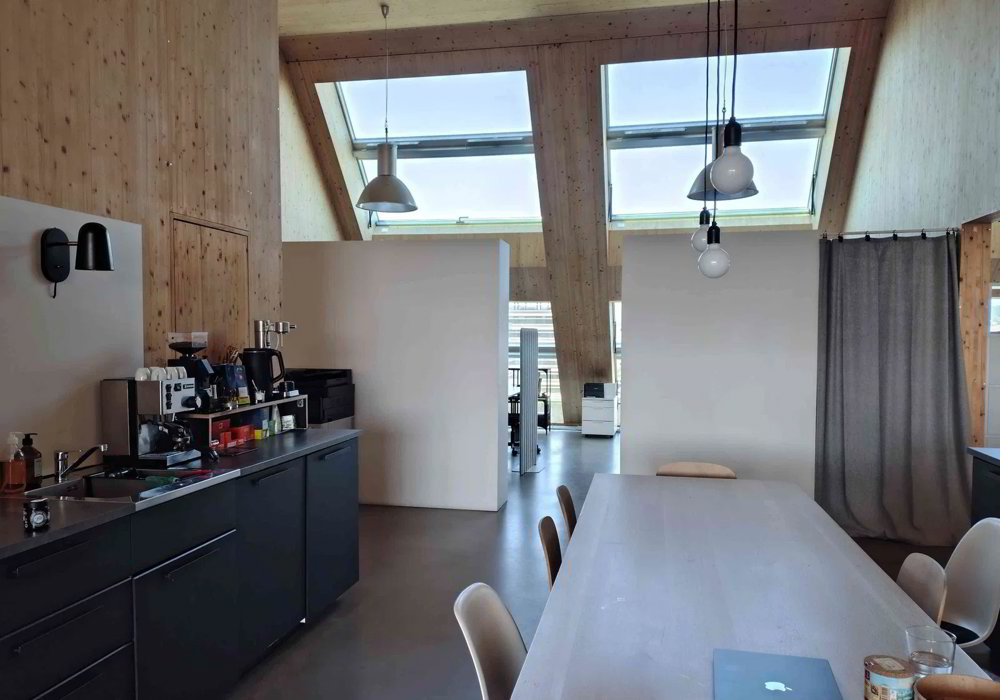 Moderner Büroteil mit hoher Deckenhöhe an zentraler Lage in Zürich - Ansicht 3