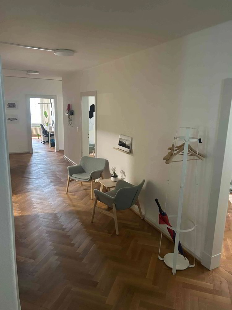 7 rooms Office & Commercial for rent in Basel - image 1/9