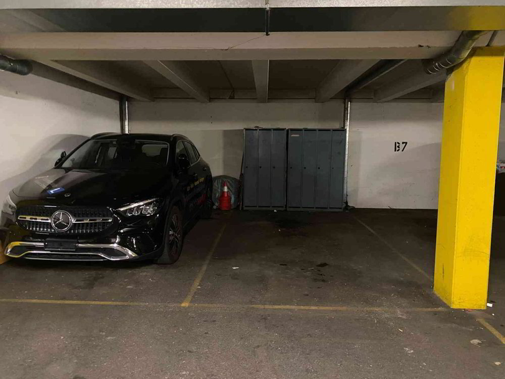 null rooms Car park, garage for rent in Amriswil - image 1/2