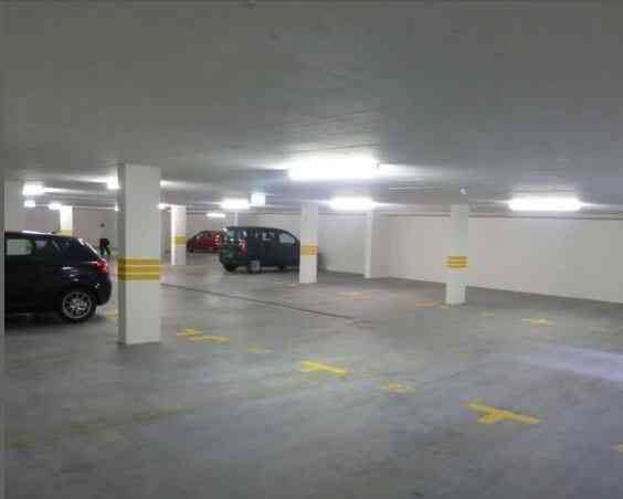 Parcheggio, garage di null locali in affitto a Zurich - immagine 1/1