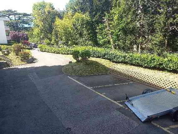 Parcheggio, garage di null locali in affitto a La Tour-de-Peilz - immagine 1/1