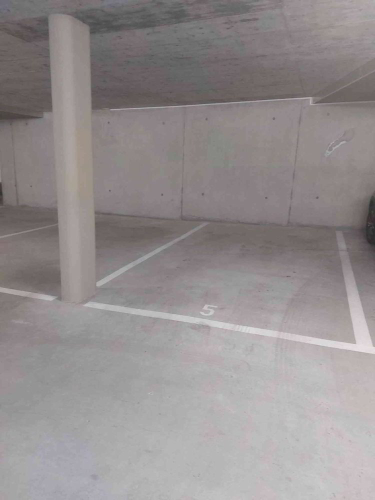 null Zimmer Parkplatz, Garage zu vermieten in Buchs SG - Bild 1/1