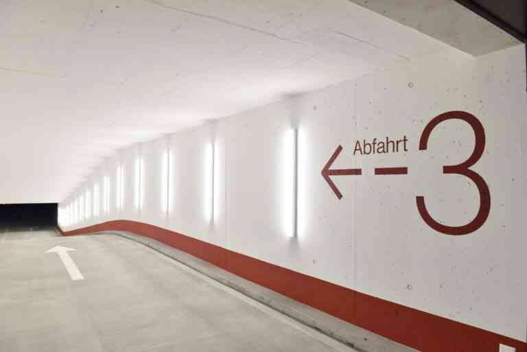 Tiefgaragenplatz mit Ladestation & Pneuschrank im Papieri in Cham - Ansicht 2