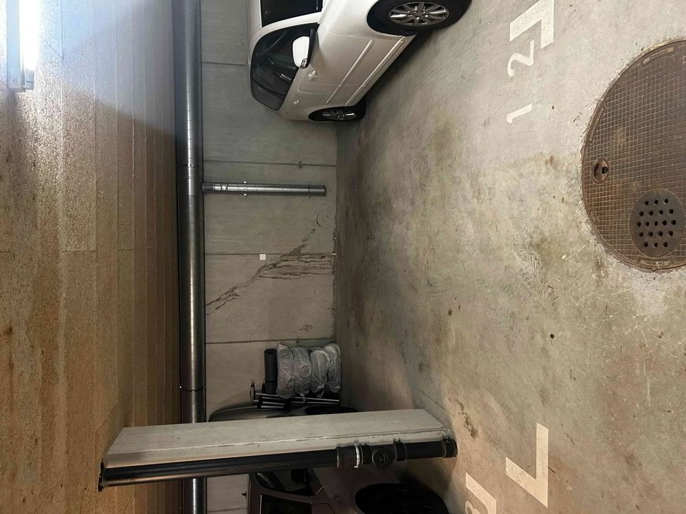 null rooms Car park, garage for rent in Lausanne - image 1/2