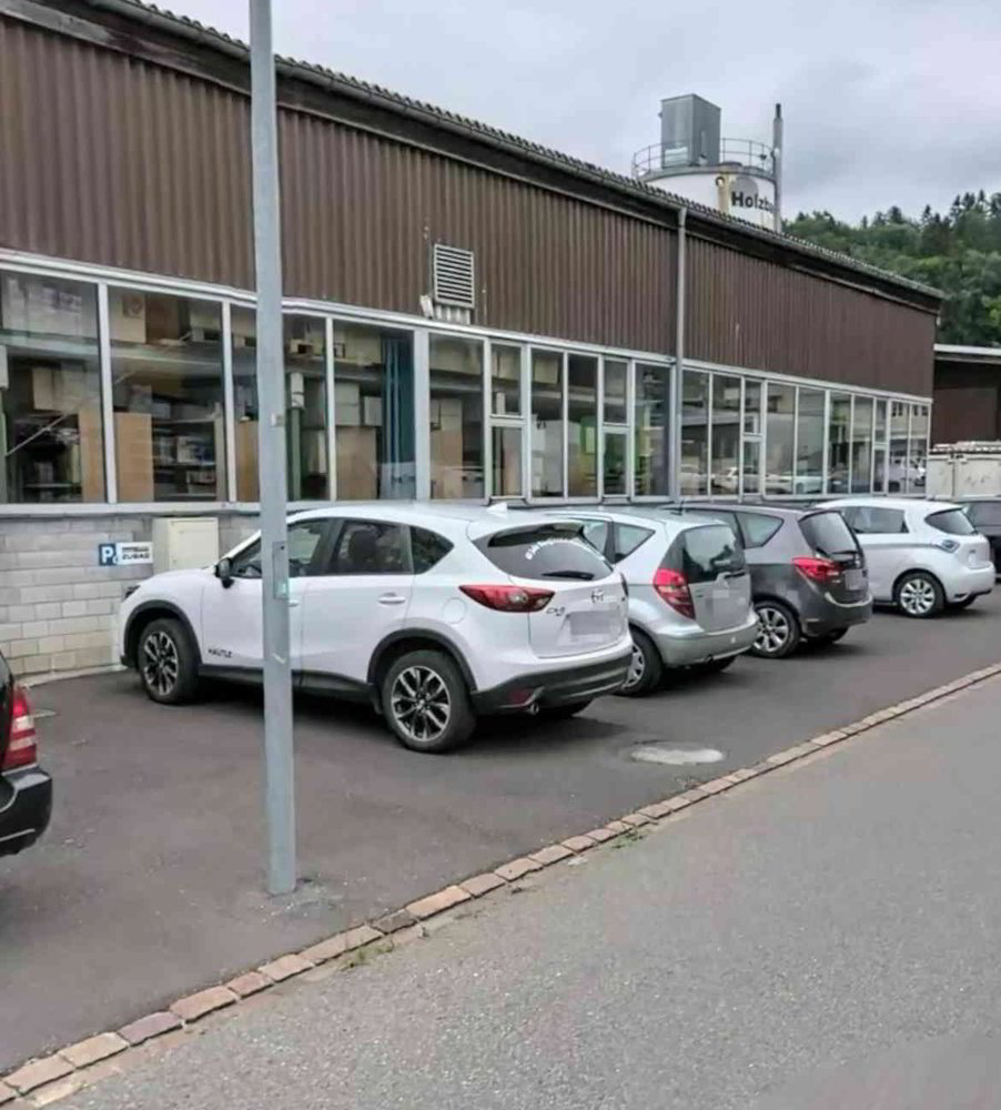 null Zimmer Parkplatz, Garage zu vermieten in Gommiswald - Bild 1/2