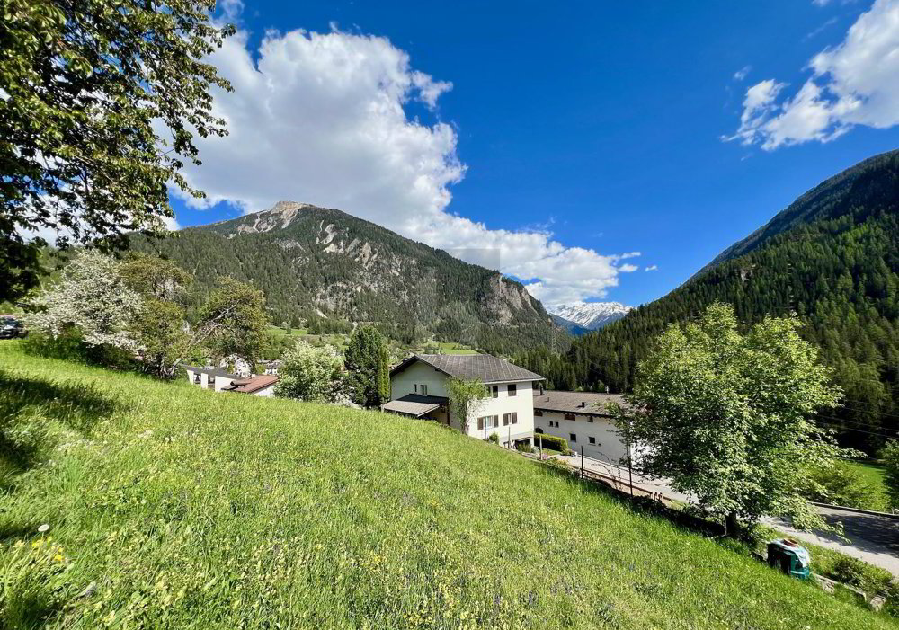 AN EINMALIGER UND SONNIGER LAGE MIT BAULANDRESERVE - Ansicht 2
