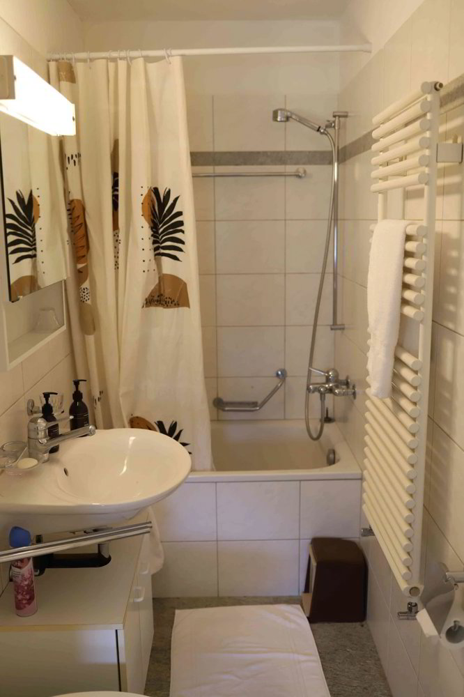 Appartamento di 1 locali in affitto a Celerina/Schlarigna - immagine 1/4