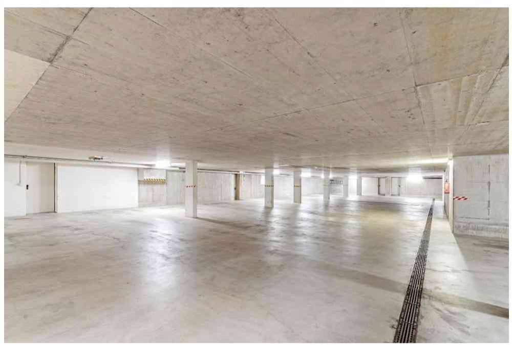 null rooms Car park, garage for rent in Full-Reuenthal - image 1/2