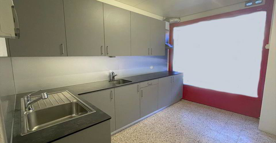 Opportunité à saisir - Local commercial idéalement situé ! - Mehr