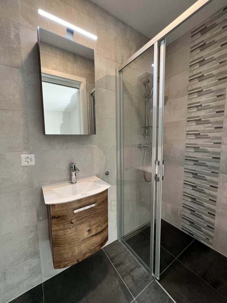 4 rooms House to buy in Porrentruy - image 1/13