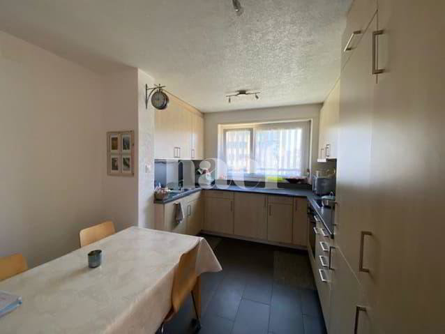4.5 rooms Apartment for rent in La Chaux-de-Fonds - image 1/5
