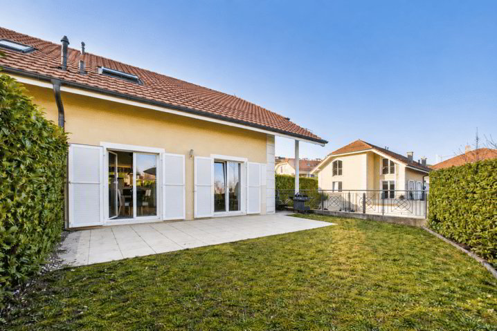 5.5 rooms House to buy in Grandson - image 1/13