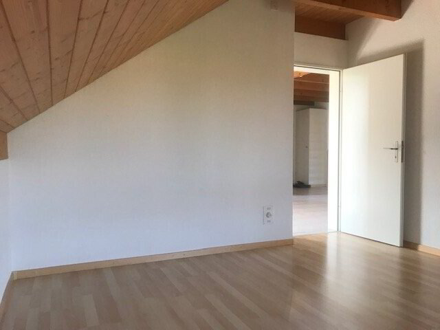 4 rooms Apartment for rent in Lützelflüh-Goldbach - image 1/13