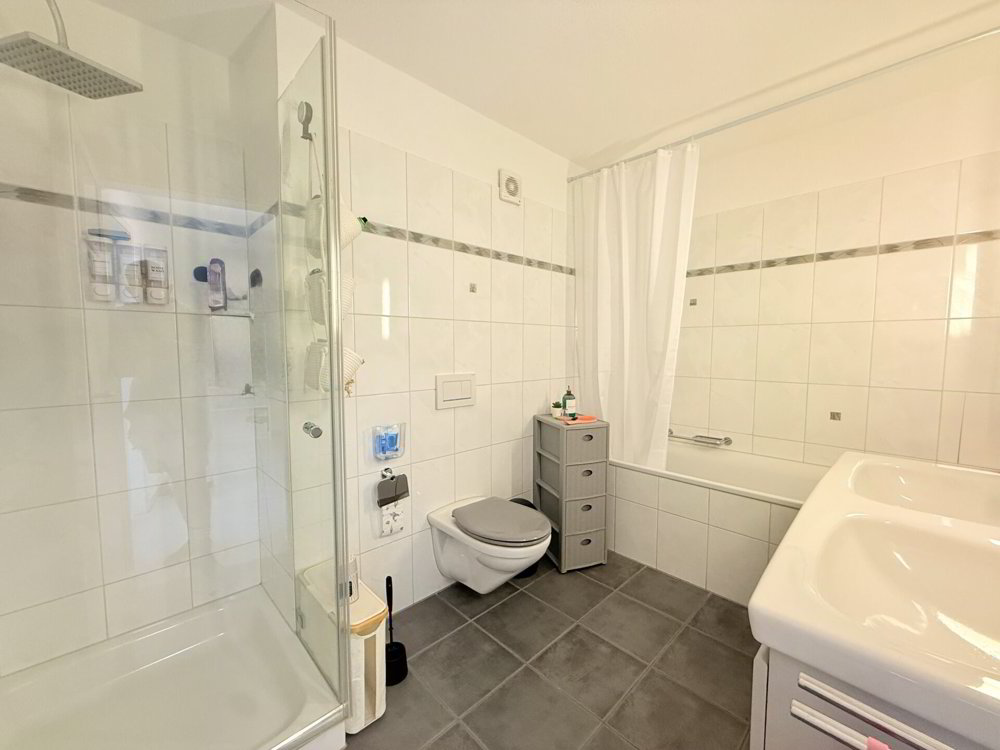 3.5 Zimmer Wohnung zum verkaufen in Embrach - Bild 1/8