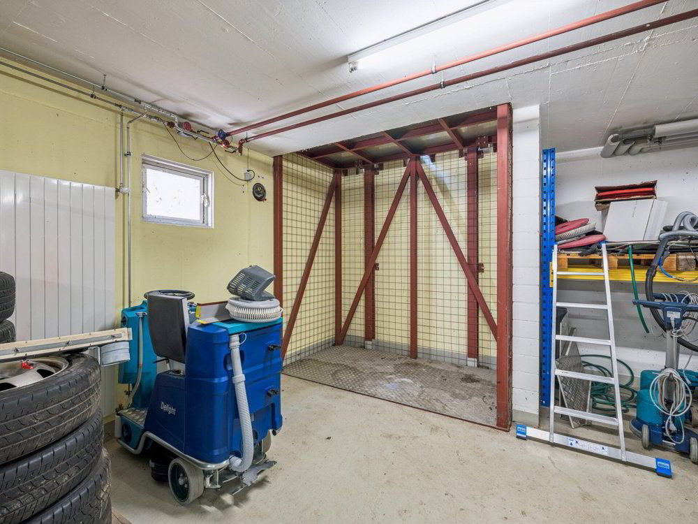 null rooms Office & Commercial to buy in Niederbipp - image 1/31