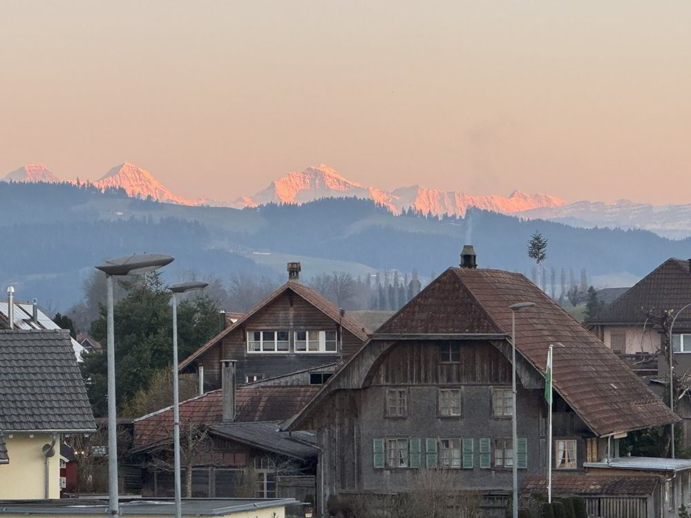 4 rooms Apartment for rent in Langnau im Emmental - image 1/16