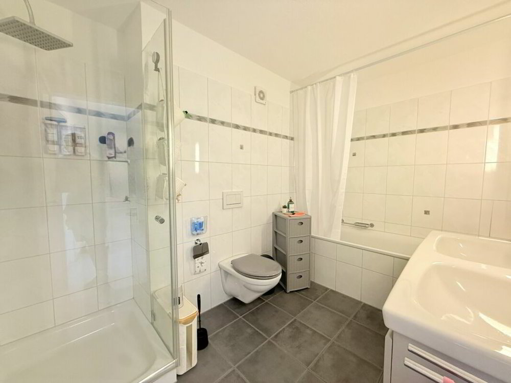 Appartement 3 pièces à acheter à Embrach - image 1/8