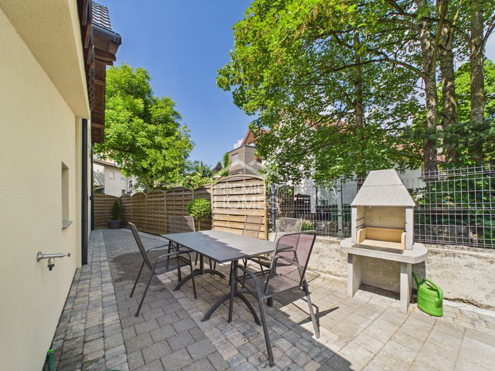 Casa di 5 locali in vendita a Langendorf - immagine 1/13