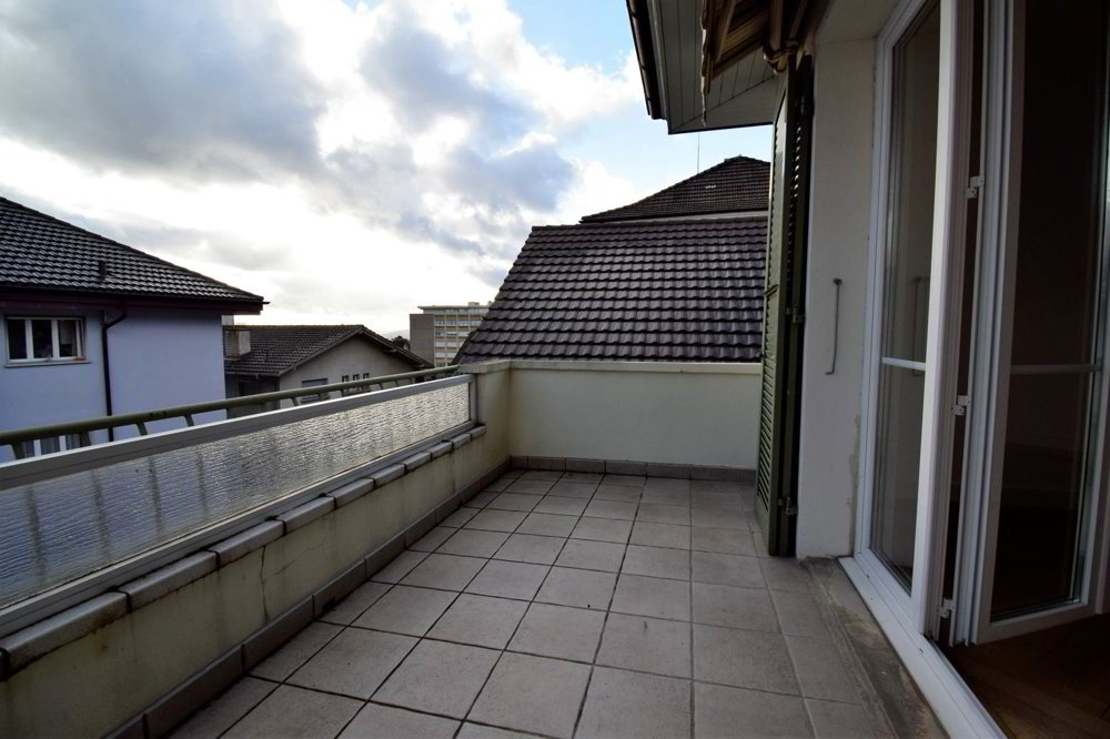 Appartement null pièces à louer à Peseux - image 1/9