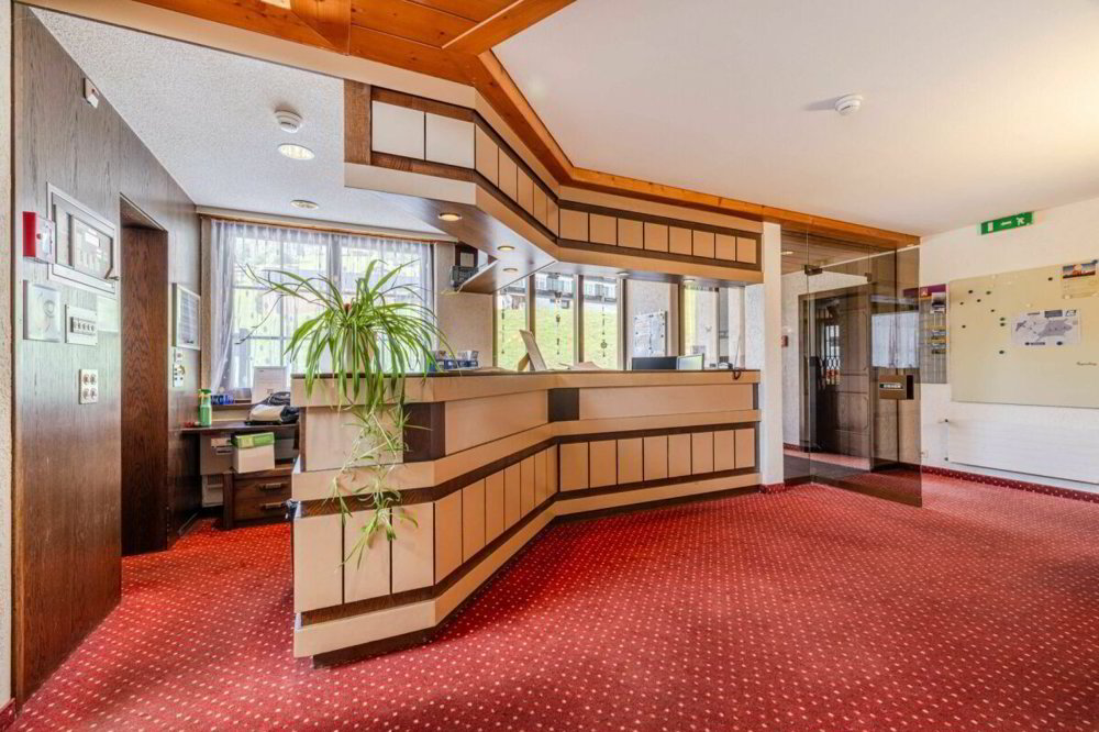 VIEL POTENZIAL AN BESTER LAGE: HOTEL TOGGENBURG MIT TRAUMAUSSICHT UND IDEALER STRUKTUR - Ansicht 3