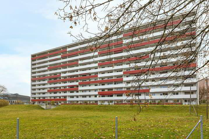 null Zimmer Parkplatz, Garage zu vermieten in La Chaux-de-Fonds - Bild 1/2