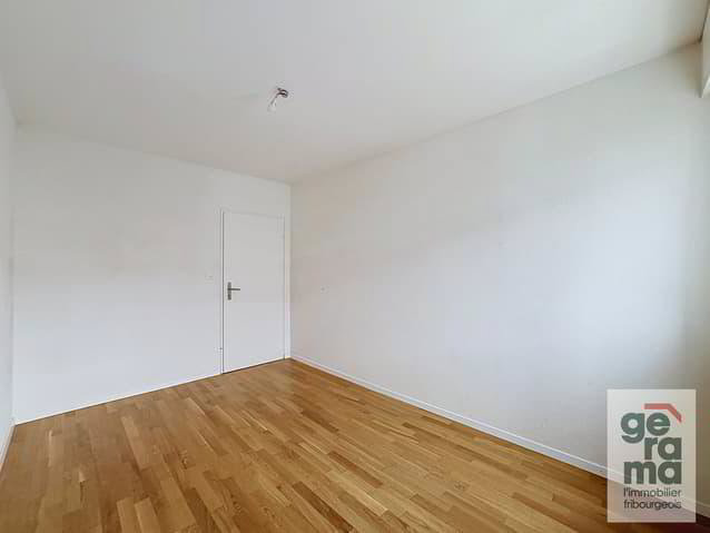 3.5 rooms Apartment for rent in Fribourg - image 1/8
