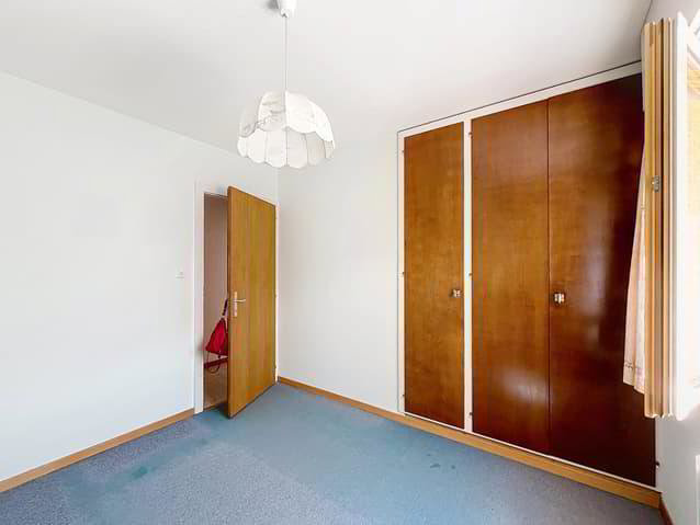 4 rooms Apartment to buy in St-Pierre-de-Clages - image 1/13