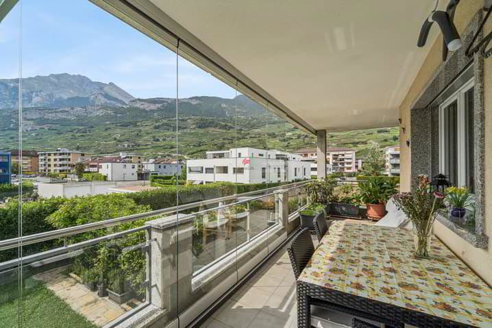 4.5 rooms Apartment to buy in Vétroz - image 1/6