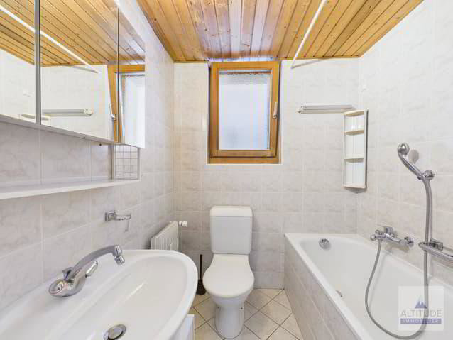 3.5 rooms Apartment for rent in Crans-Montana - image 1/8