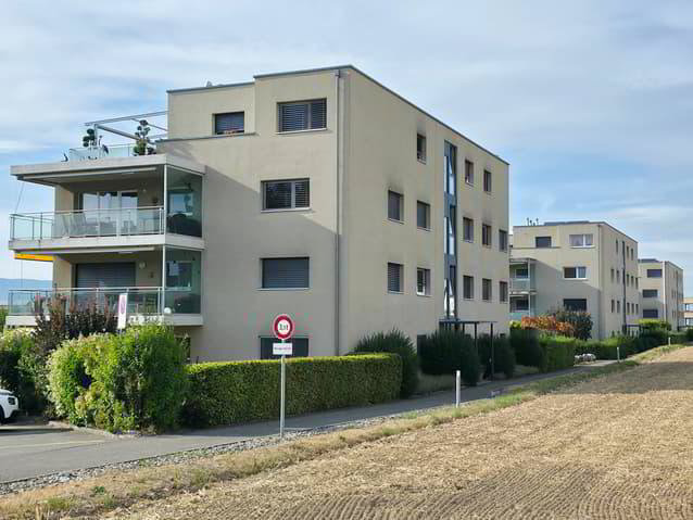 5.5 rooms Apartment to buy in Payerne - image 1/7