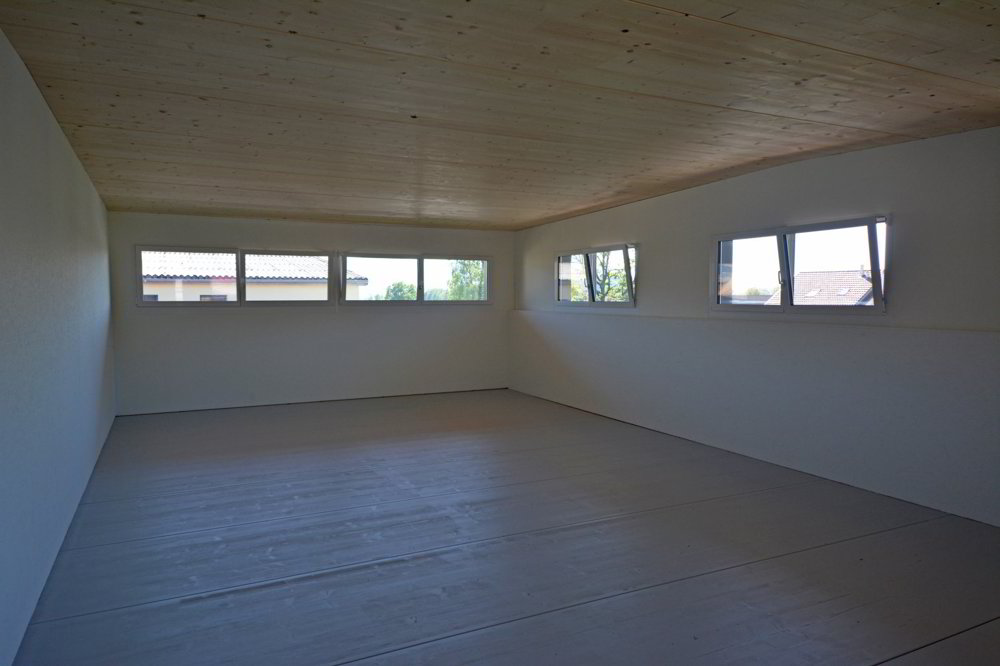 Atelier/Studio 60 m² in Uznach zu vermieten - Ansicht 2