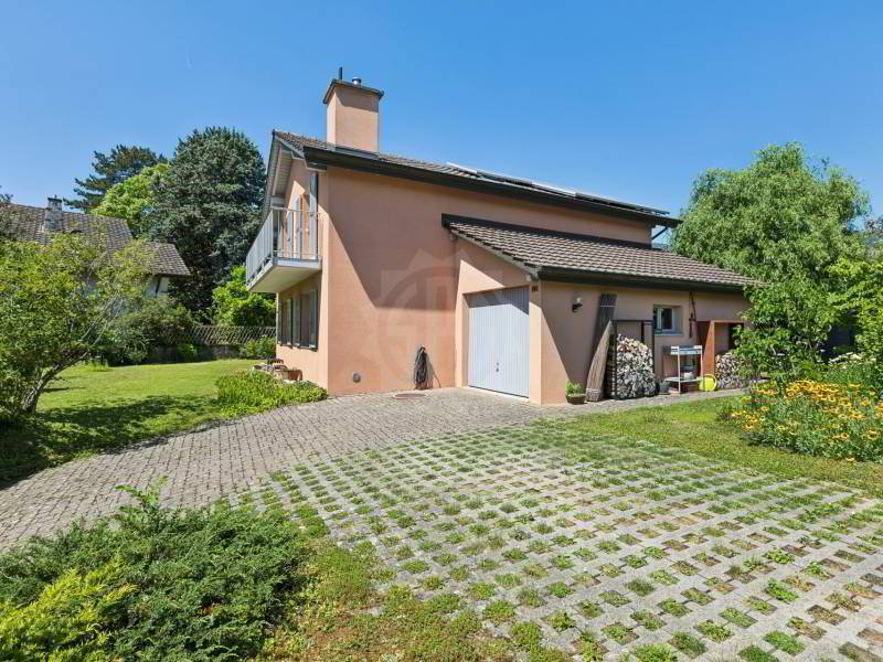 Maison 6 pièces à acheter à Bôle - image 1/9