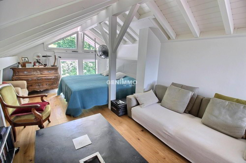 7 Zimmer Haus zum verkaufen in Corsier GE - Bild 1/9
