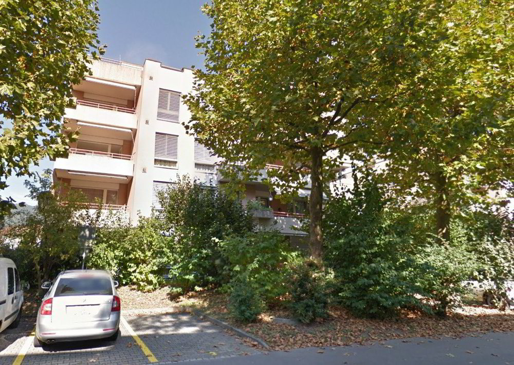 null rooms Car park, garage for rent in Bienne - image 1/1