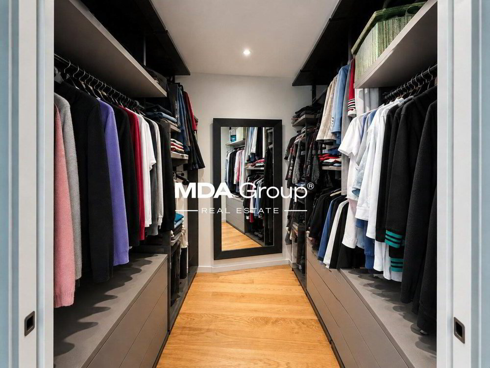 4 rooms Apartment to buy in Lugano - image 1/13