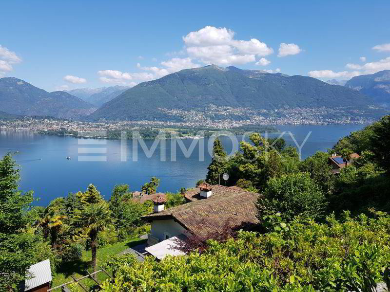 Costruisci la tua casa con vista stupenda
