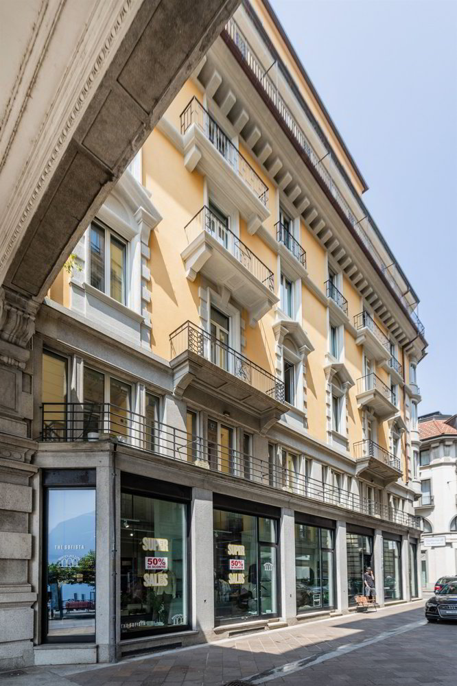 null rooms Office & Commercial for rent in Lugano - image 1/1