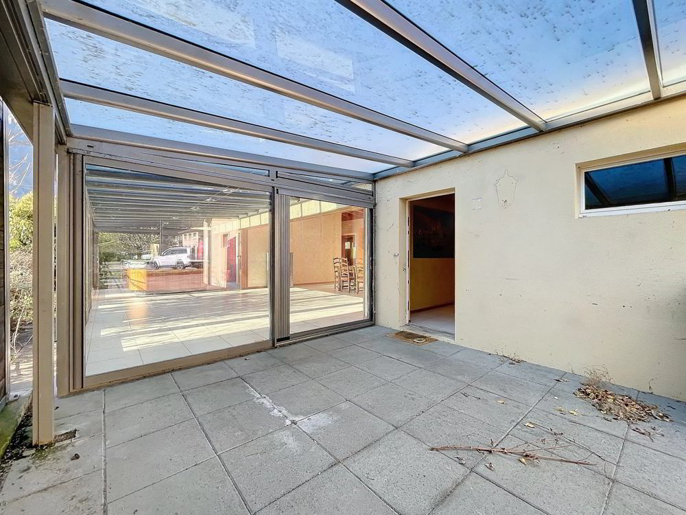 5 rooms House to buy in Dorénaz - image 1/12