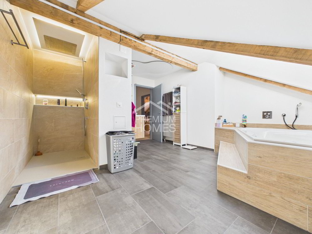 Appartement 5 pièces à acheter à Uetendorf - image 1/10
