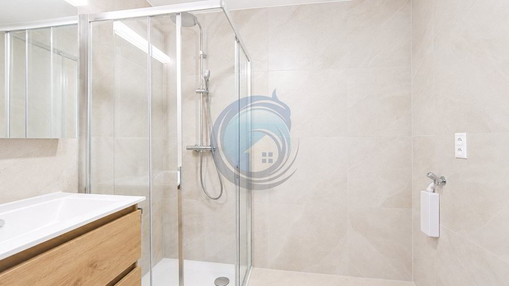 4 rooms Apartment to buy in Attalens - image 1/12
