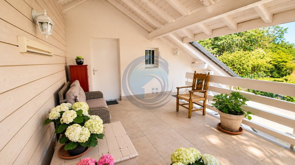 4 rooms Apartment to buy in Brent - image 1/13