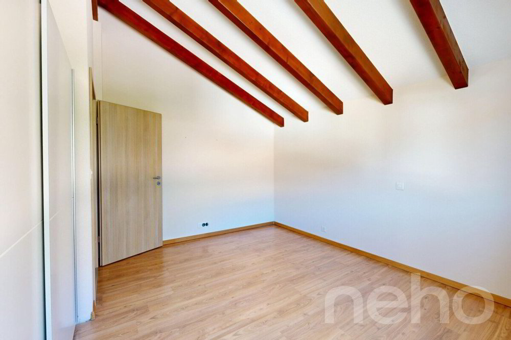 5.5 rooms House to buy in Saxon - image 1/12
