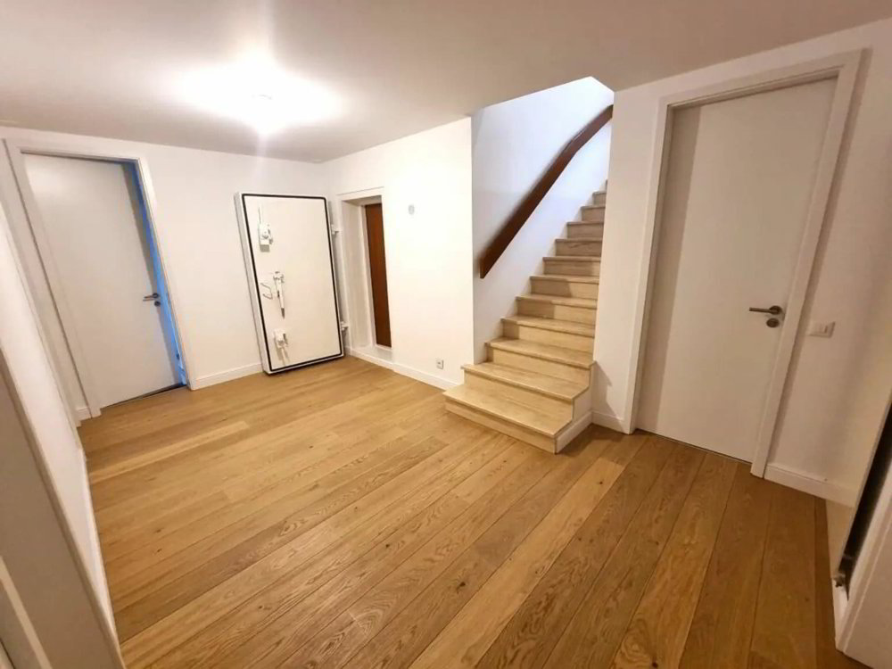 5.5 rooms House to buy in Niederdorf - image 1/13