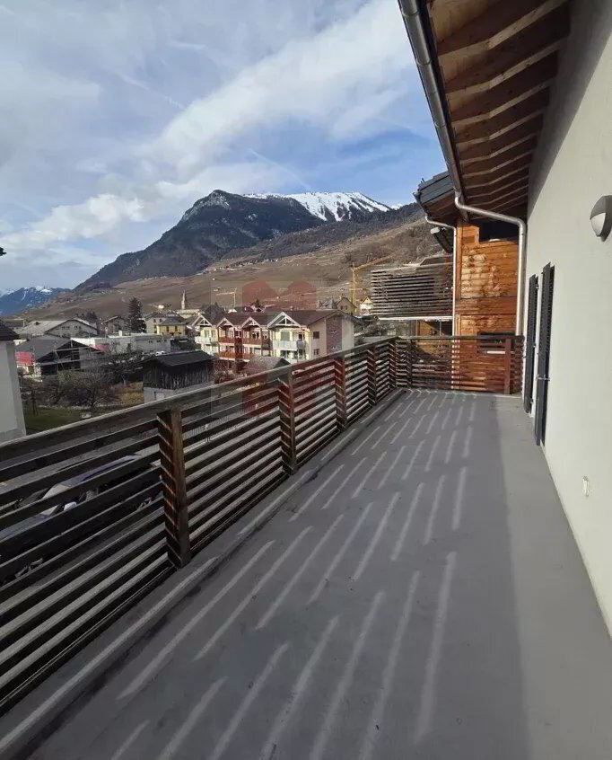 Appartement 5 pièces à louer à Leytron - image 1/10