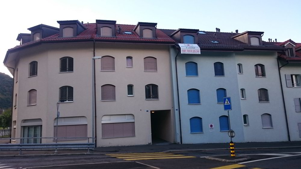 Appartement 3 pièces à louer à Roche VD - image 1/7