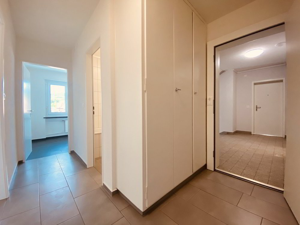2.5 rooms Apartment for rent in Olten - image 1/8