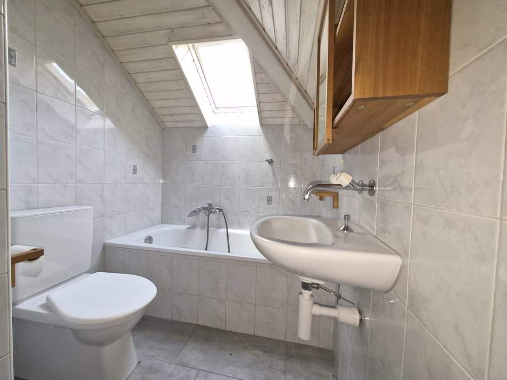 3.5 rooms Apartment for rent in Fleurier - image 1/5